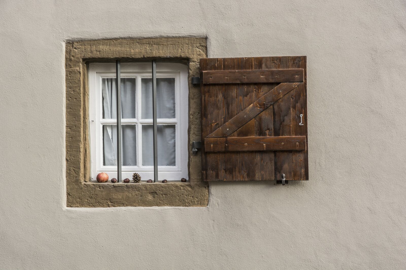 Nikon D7100 sample photo. Window, wall, background photography