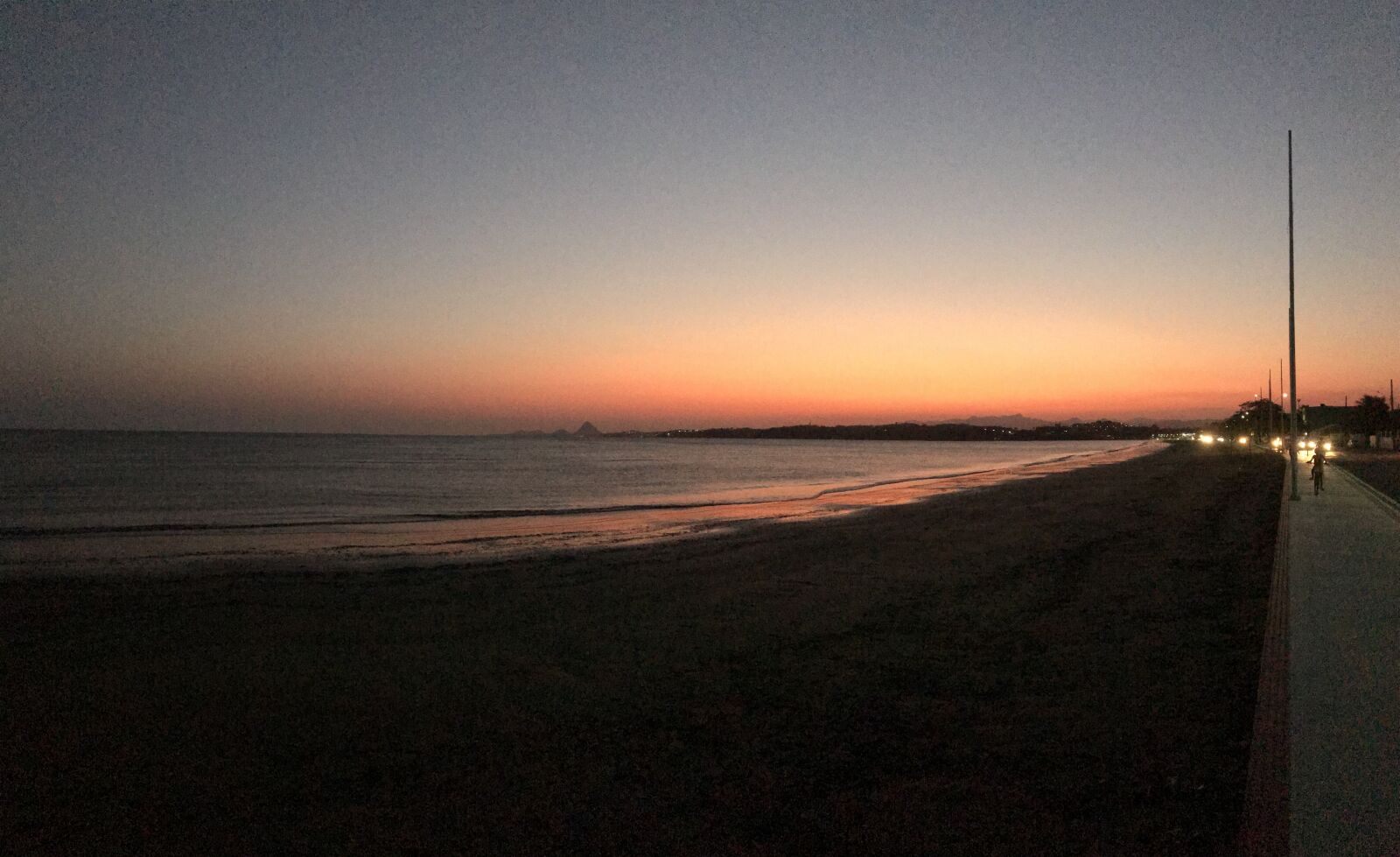 iPhone 7 back camera 3.99mm f/1.8 sample photo. Sunset, twilight, orange photography