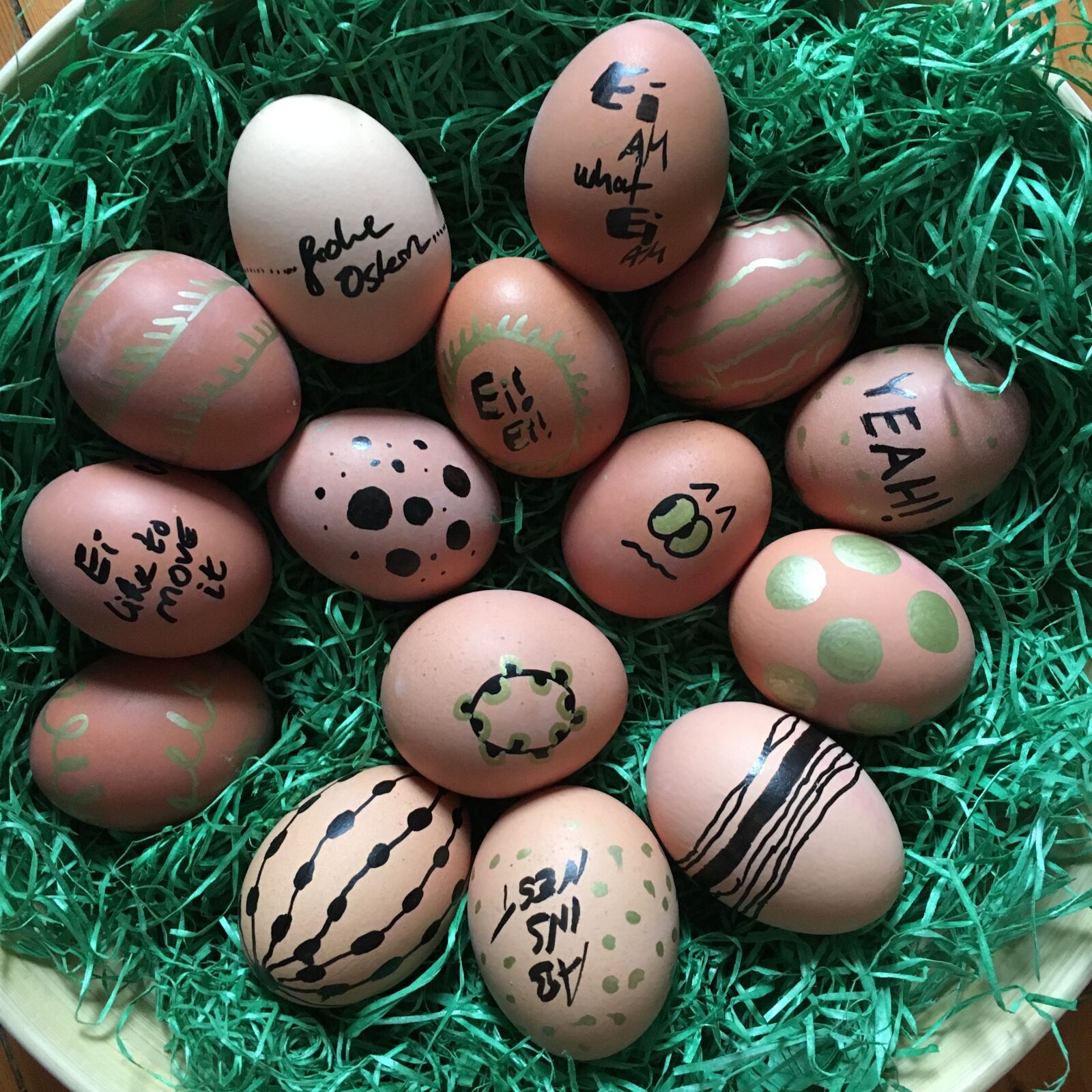 Apple iPhone 6s sample photo. Easter, easter eggs, easter photography