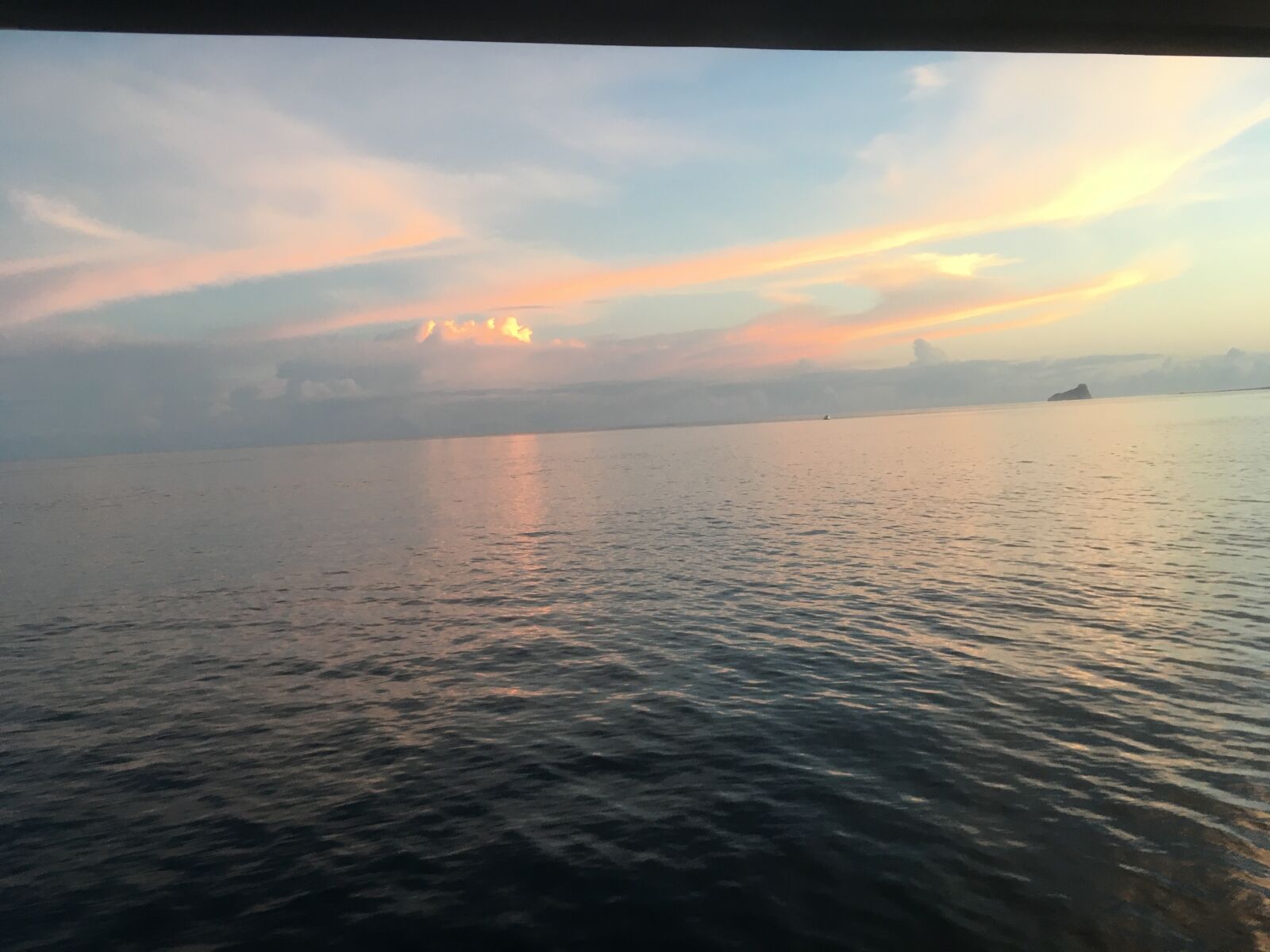 Apple iPhone SE sample photo. Sunset, galapagos islands, ecuador photography
