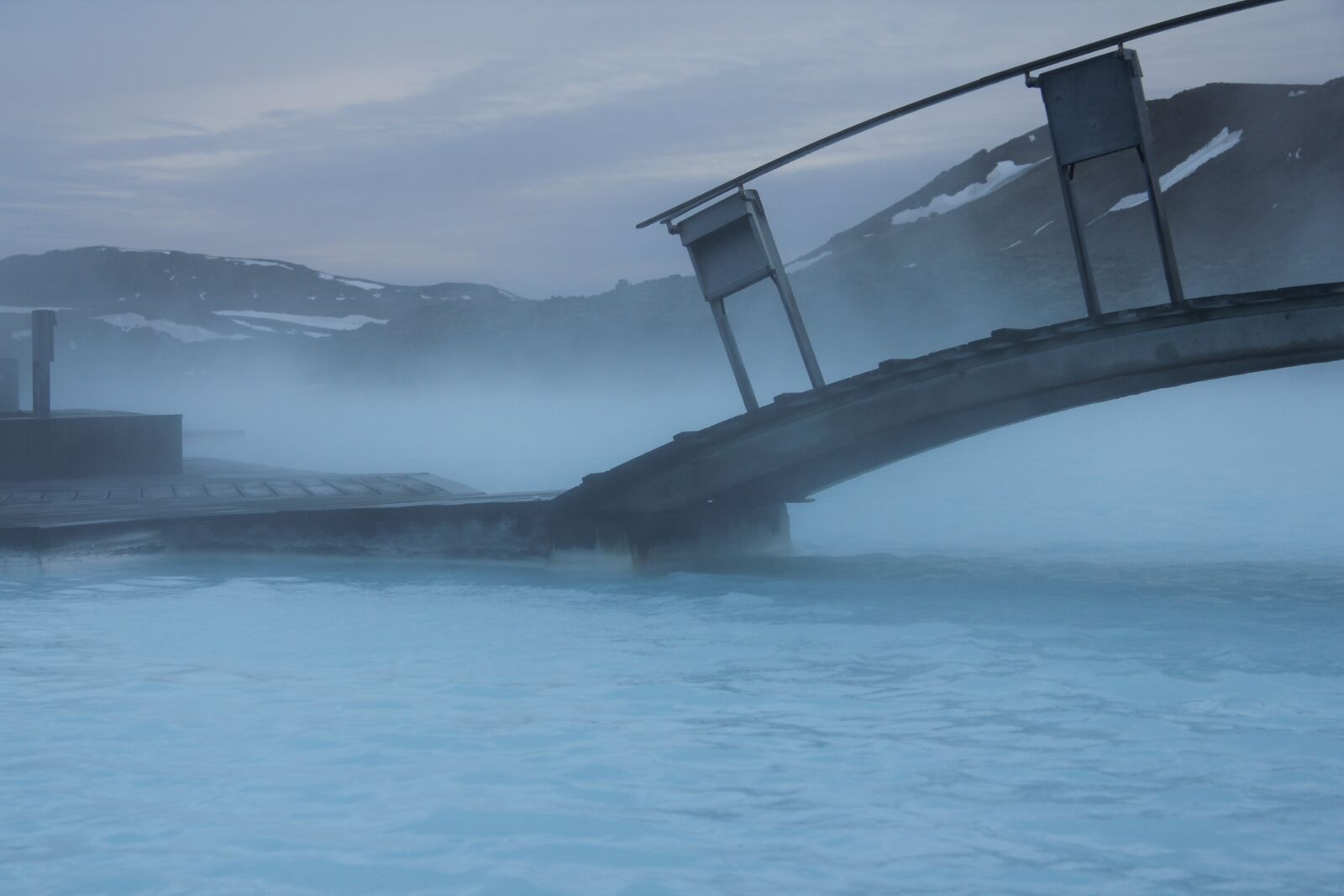 Canon EF-S 17-85mm F4-5.6 IS USM sample photo. Iceland, spa, water photography