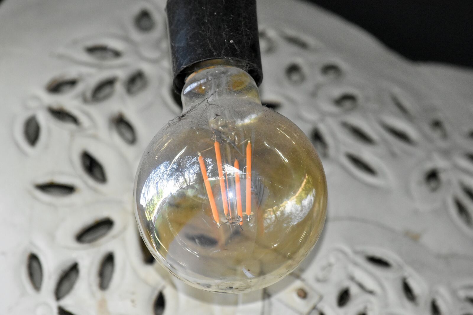 Nikon D5500 sample photo. Light bulb, glass, toiletry photography