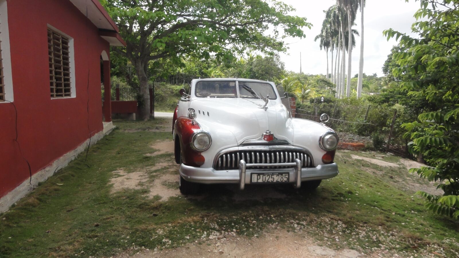 Sony DSC-HX5V sample photo. Cuba, oldtimer, classic photography