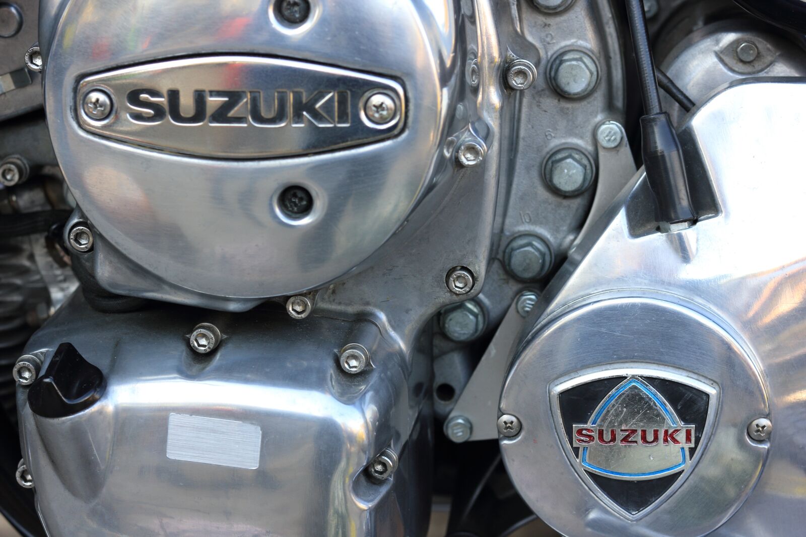 Canon EOS 550D (EOS Rebel T2i / EOS Kiss X4) sample photo. Suzuki, re5, rotary photography