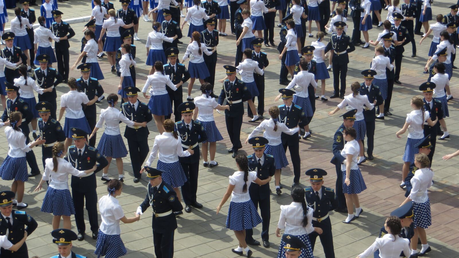 Canon PowerShot SX260 HS sample photo. Victory waltz, dance, students photography