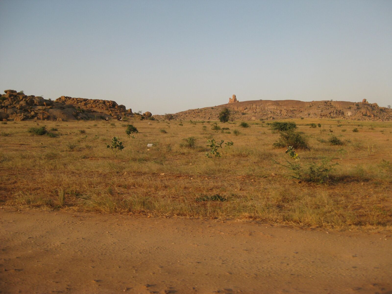 Canon PowerShot SD1100 IS (Digital IXUS 80 IS / IXY Digital 20 IS) sample photo. Sudan, the des, ert photography