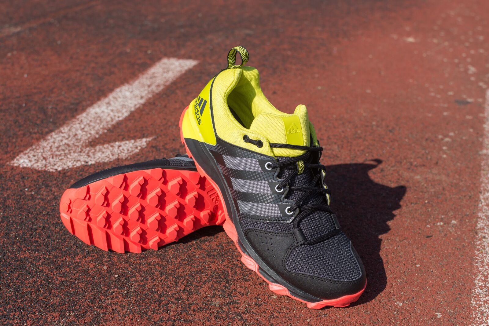 Nikon D7200 sample photo. Boots, adidas, run photography