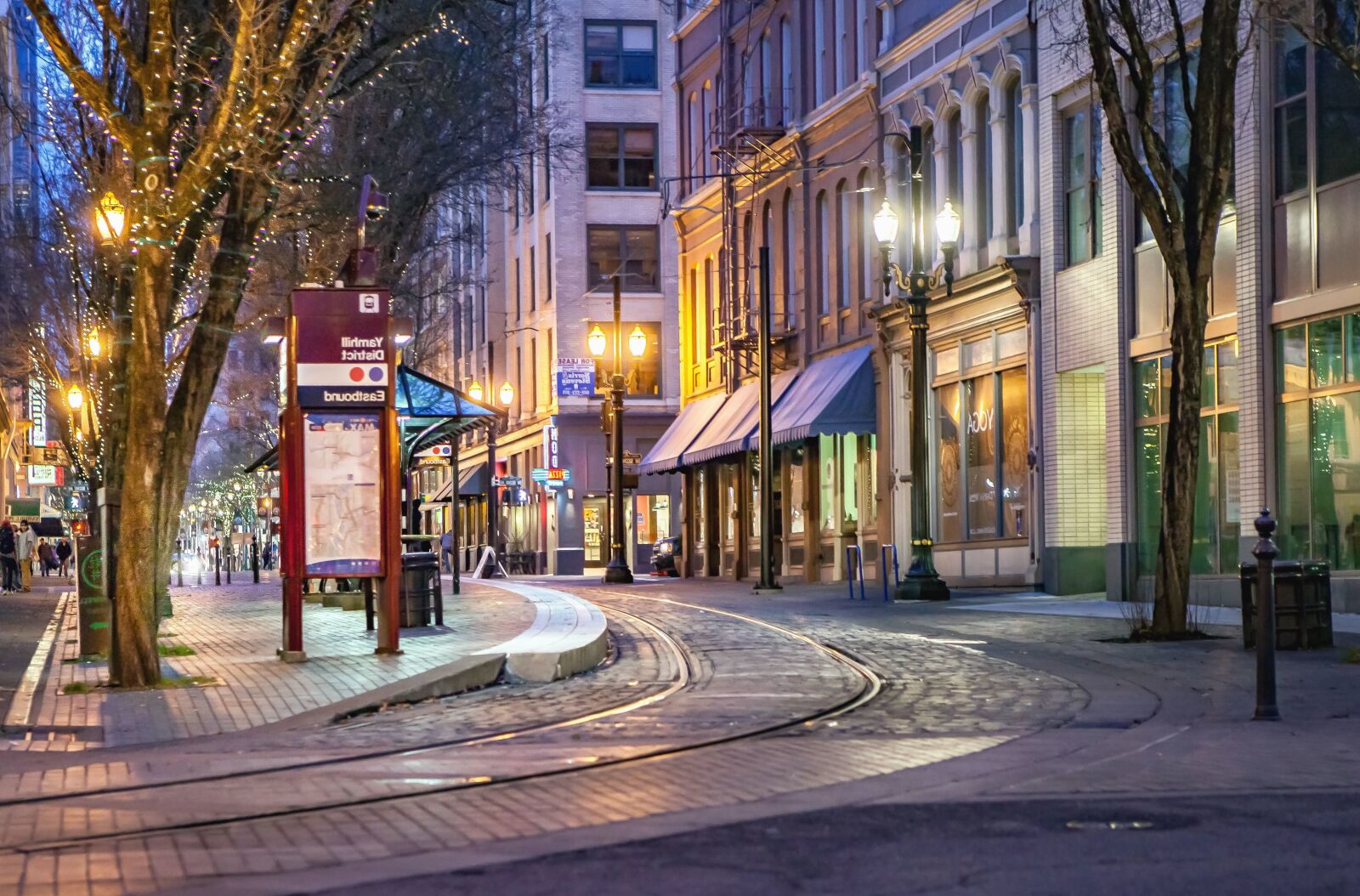Canon EOS 5D Mark II sample photo. Rails, trolley car, street photography