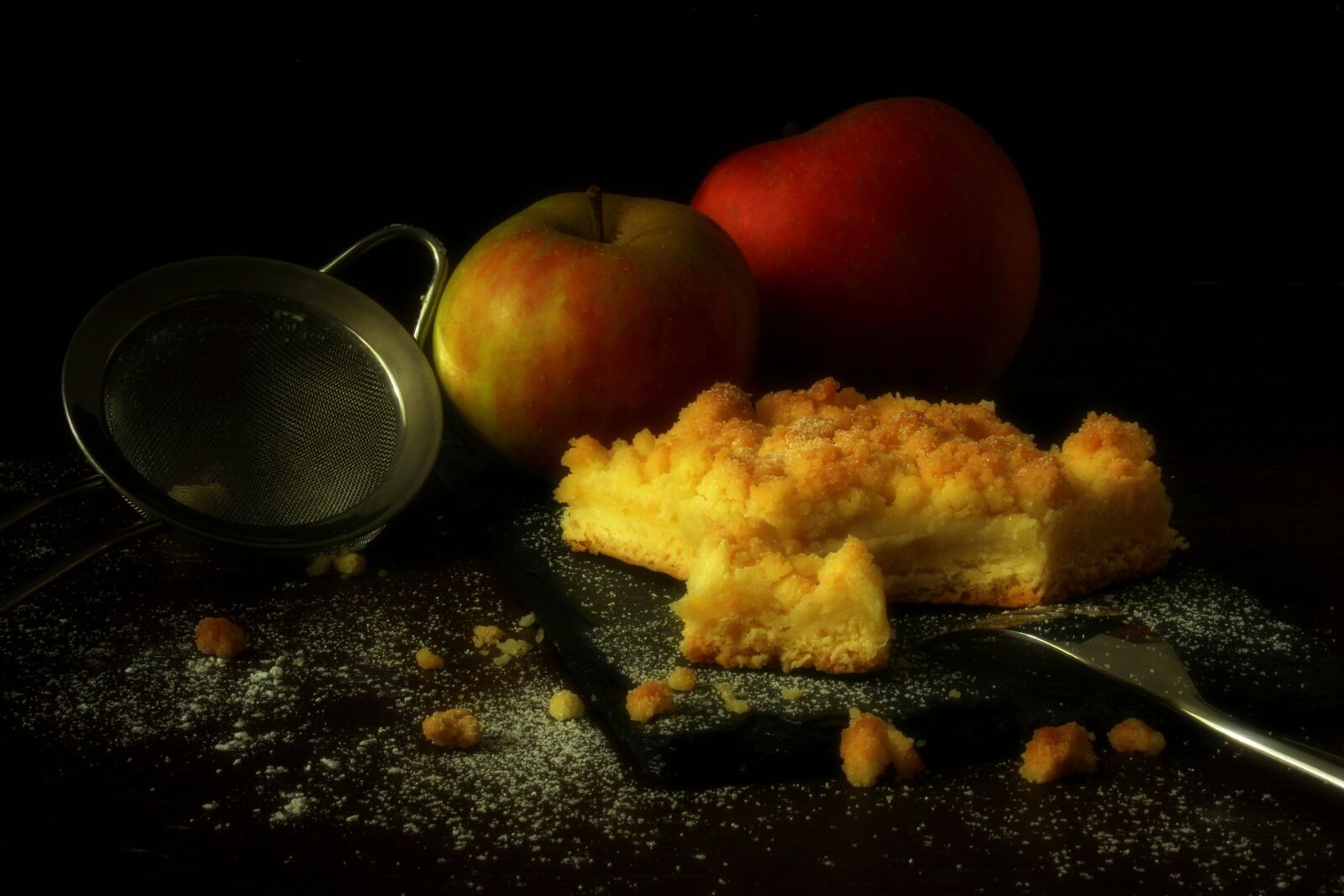 Canon EOS 1300D (EOS Rebel T6 / EOS Kiss X80) sample photo. Streusel cake, cake, food photography