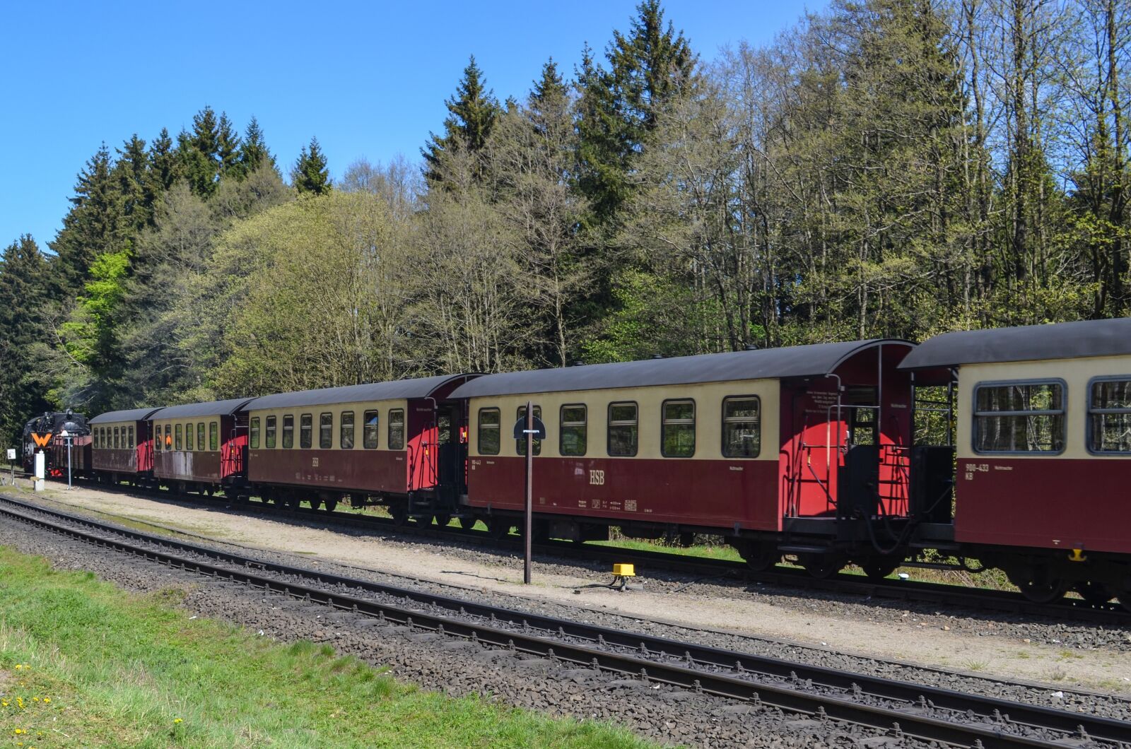 Nikon D5100 sample photo. Train, rail, railway line photography