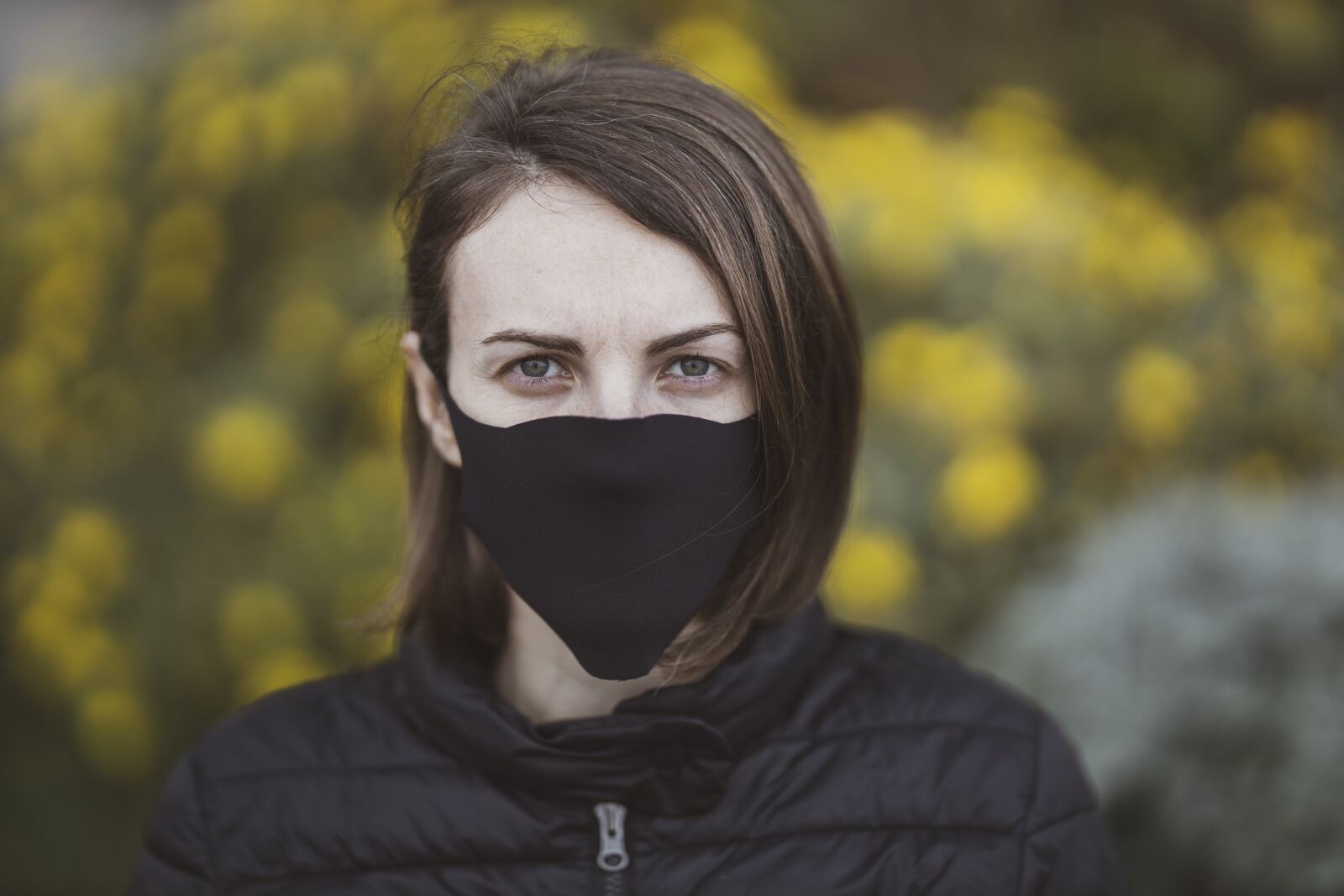 Canon RF 85mm F1.2L USM sample photo. Mask, coronavirus, quarantine photography