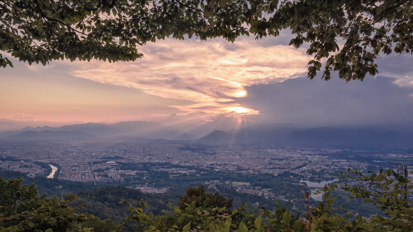 Tamron SP 15-30mm F2.8 Di VC USD sample photo. Cities, architecture, sky photography