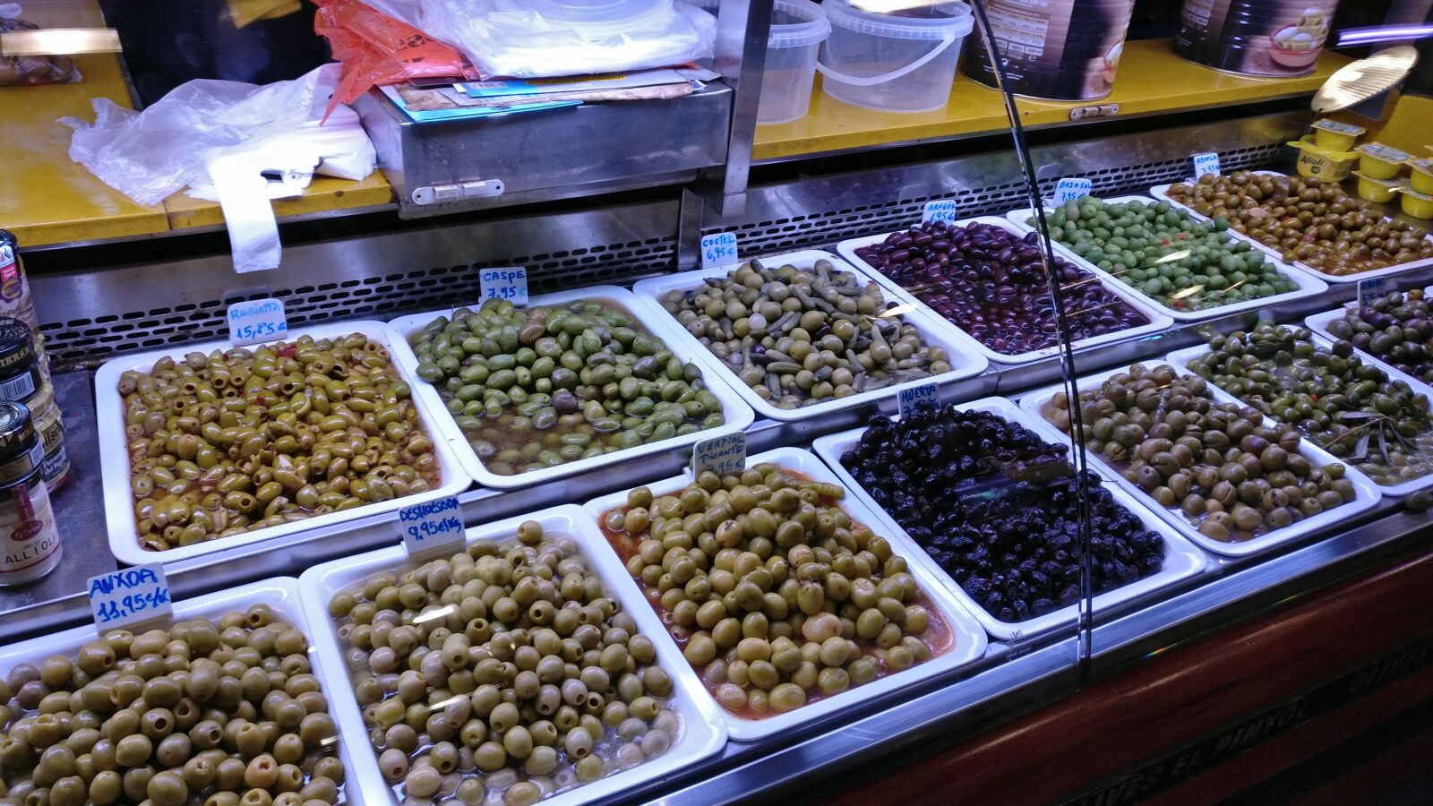 OnePlus A3003 sample photo. Olives photography