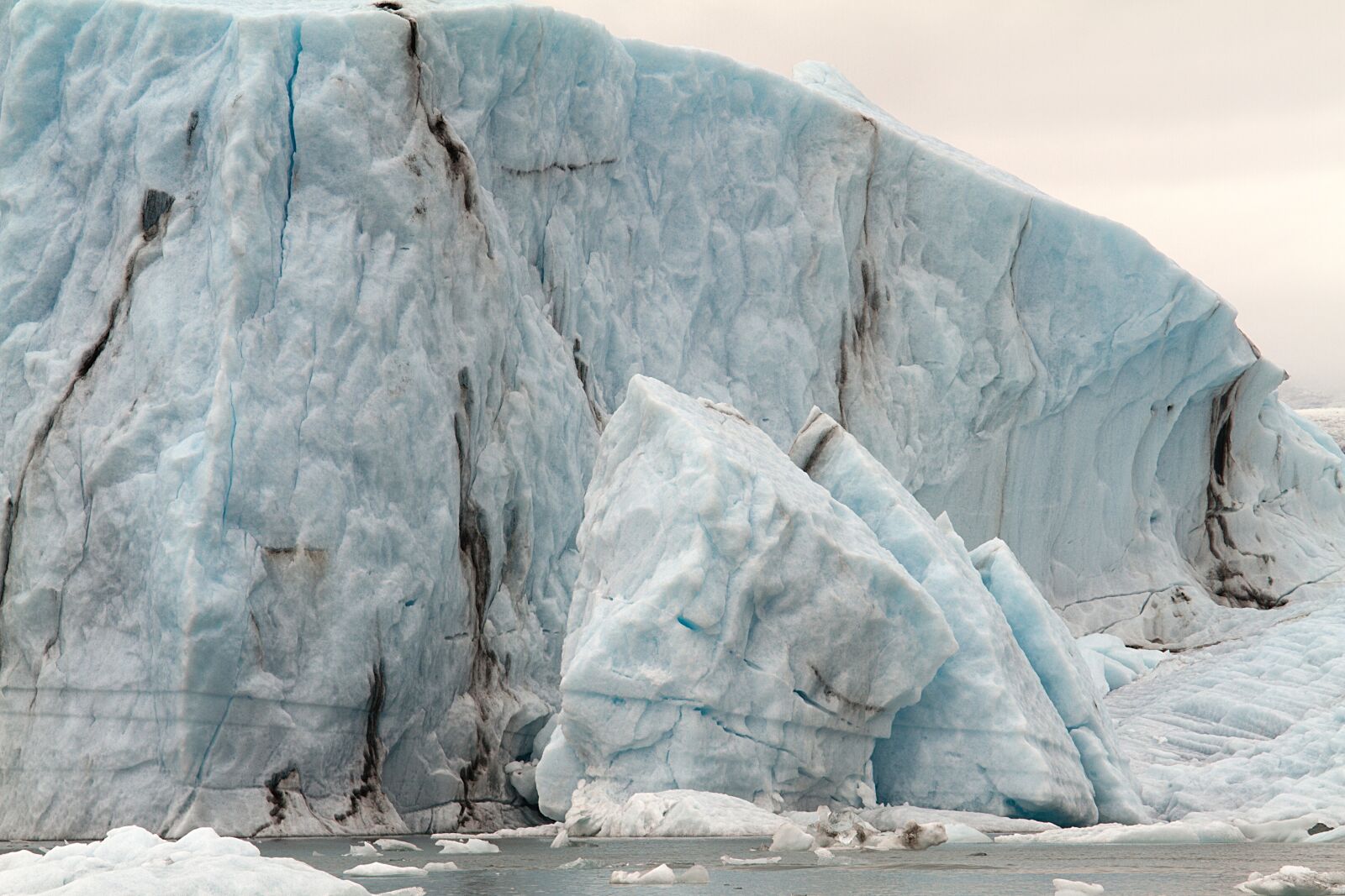 Canon EOS 7D sample photo. Iceland, driving iceberg, steam photography