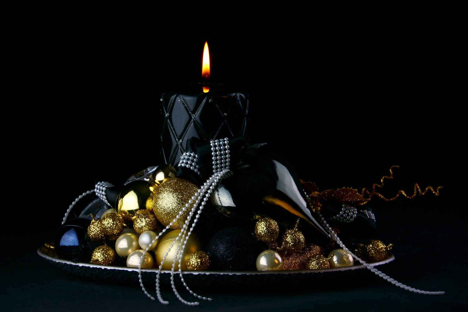 Sony ILCA-77M2 sample photo. The darkness, christmas, holidays photography