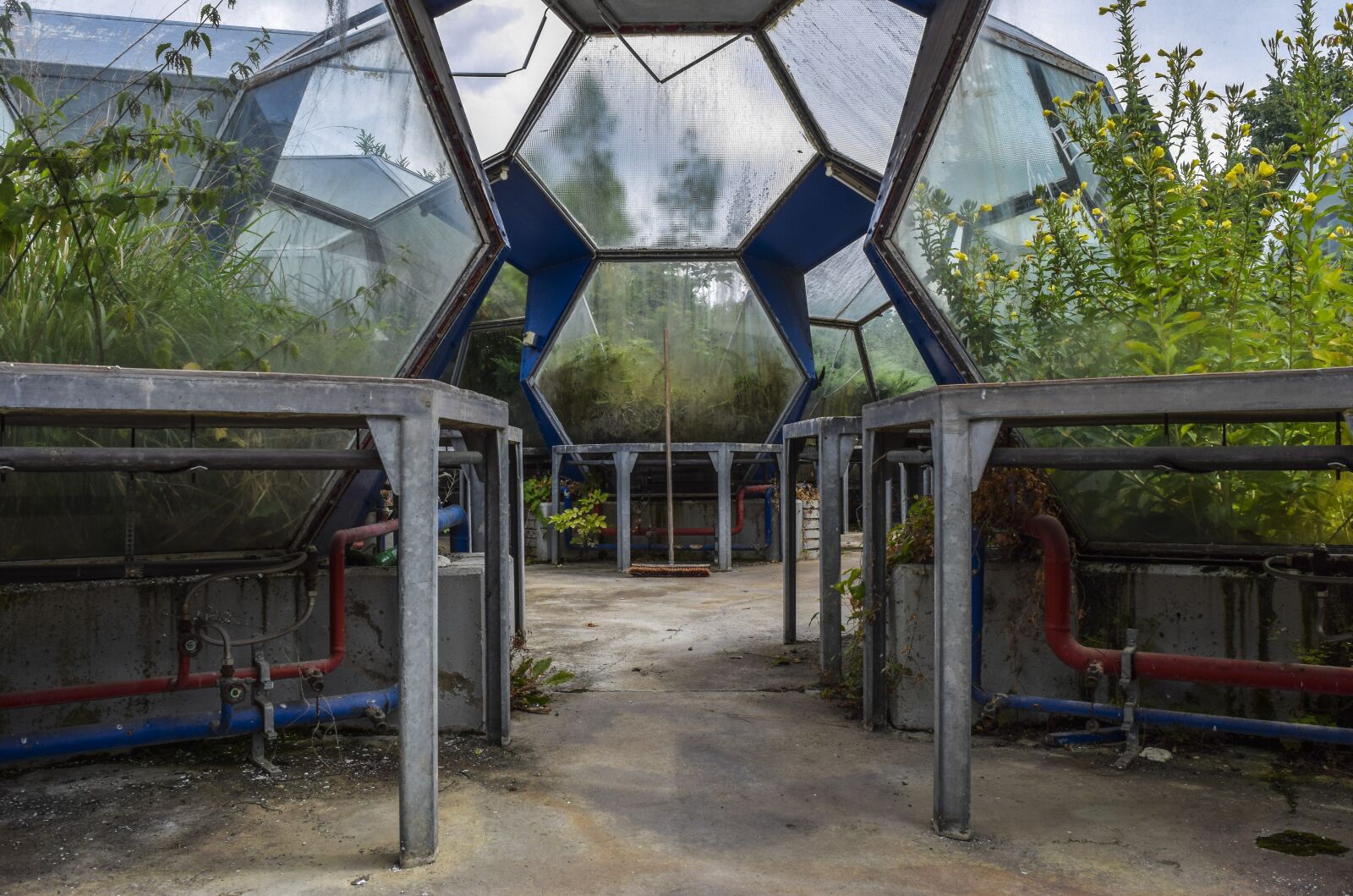 Nikon D3300 sample photo. Lost places, building, abandoned photography