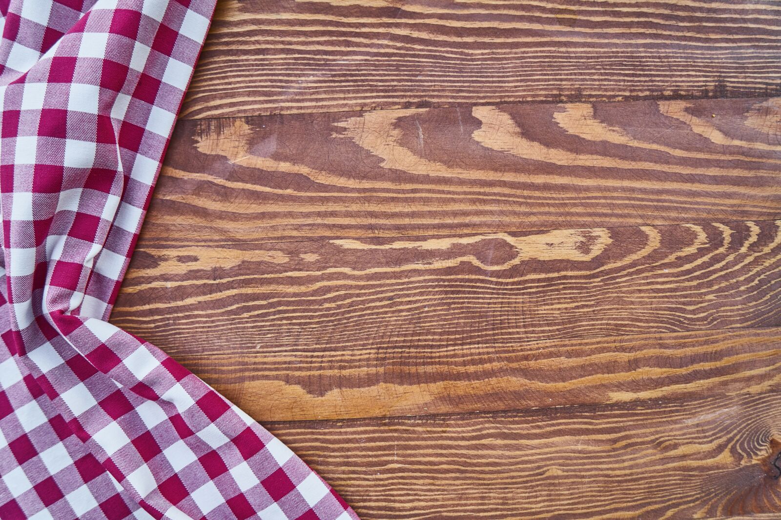 Sony a7R II sample photo. Table, fabric, plaid photography
