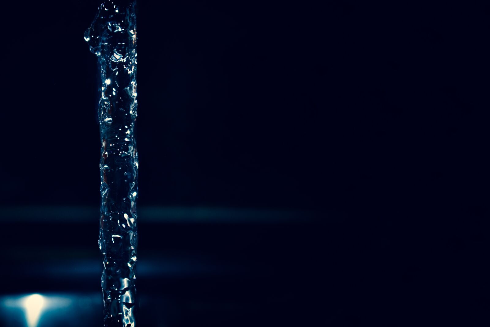 Nikon D5600 sample photo. Water, vodka, background photography