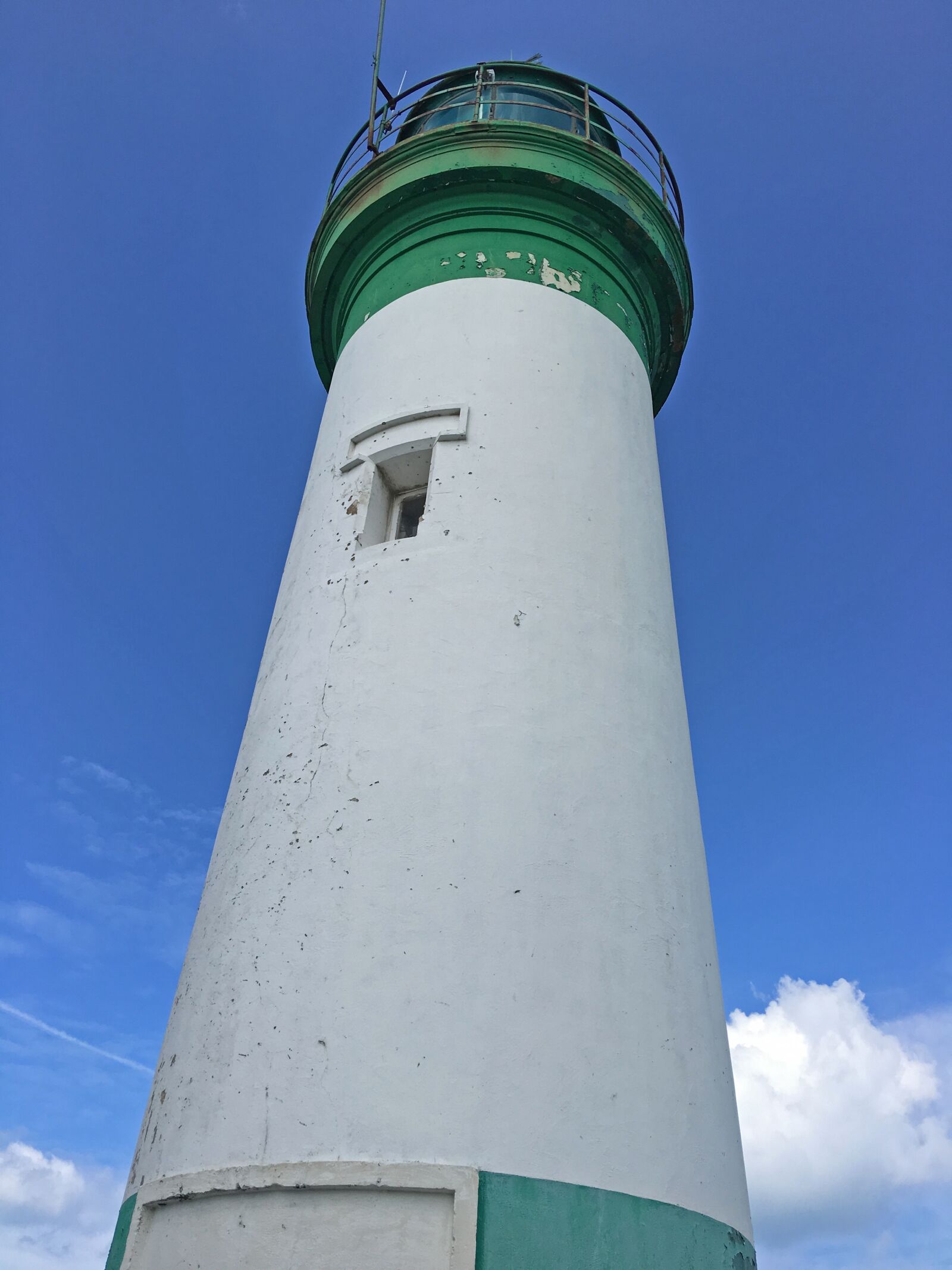 iPhone 6s Plus back camera 4.15mm f/2.2 sample photo. Lighthouse, sea, water photography
