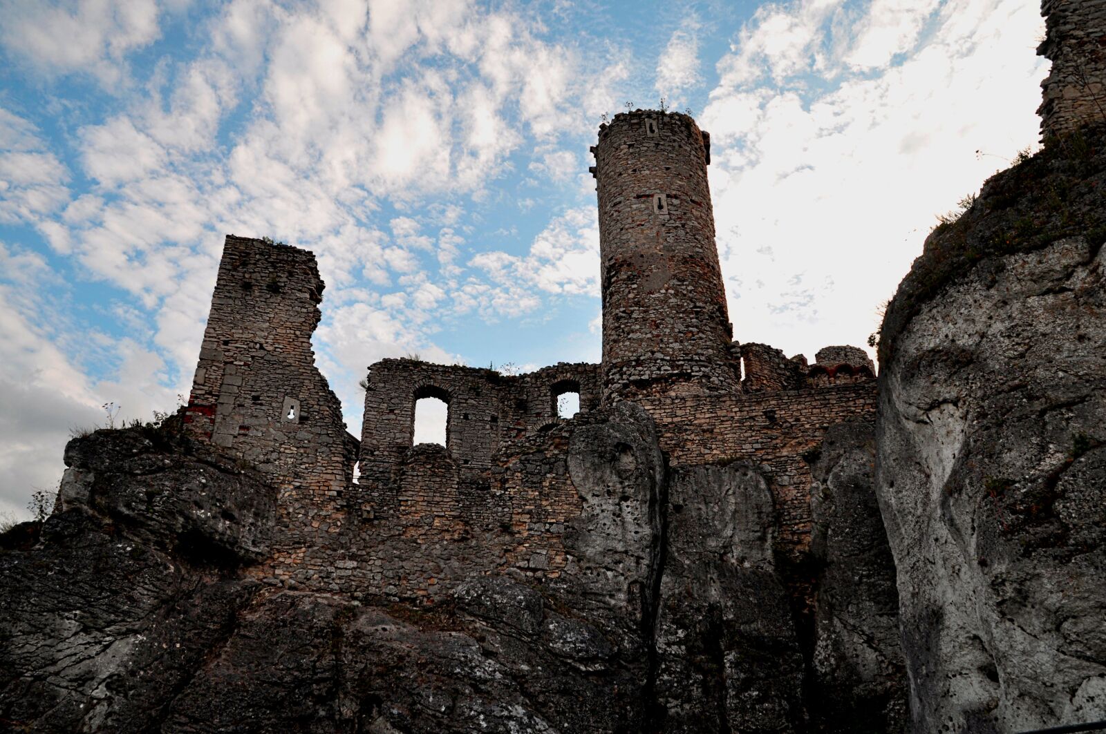 Nikon D5000 sample photo. Castle, the ruins of photography