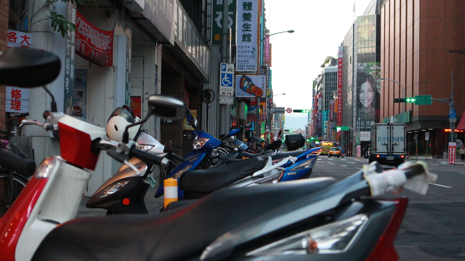 Canon EOS M sample photo. High, angle, view, of photography