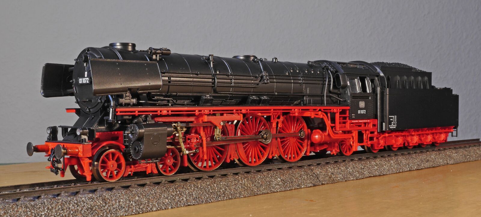 Panasonic Lumix DMC-GH3 sample photo. Steam locomotive, br01-10, br photography