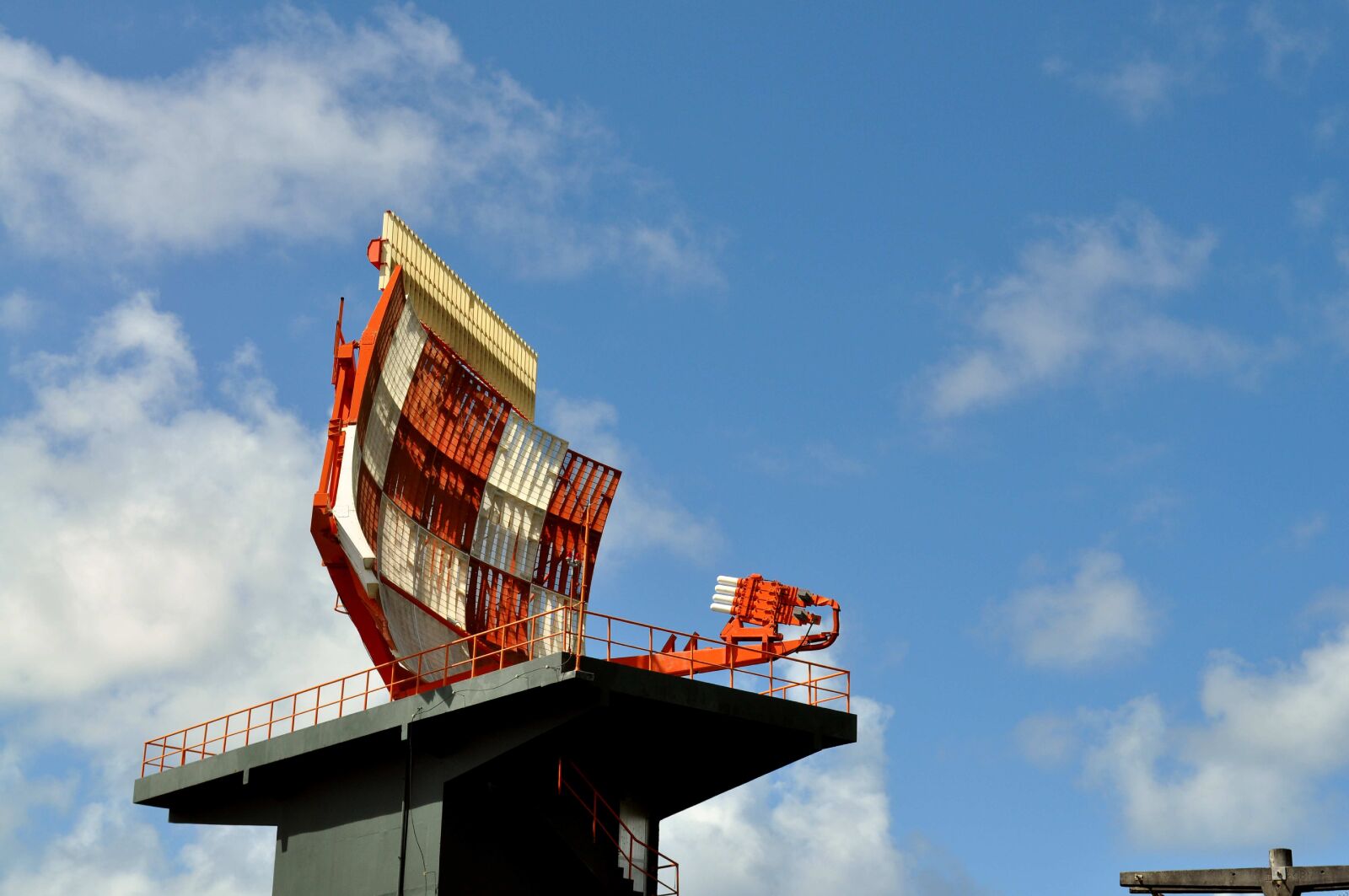 Nikon D5000 sample photo. Radar, air, traffic, control photography