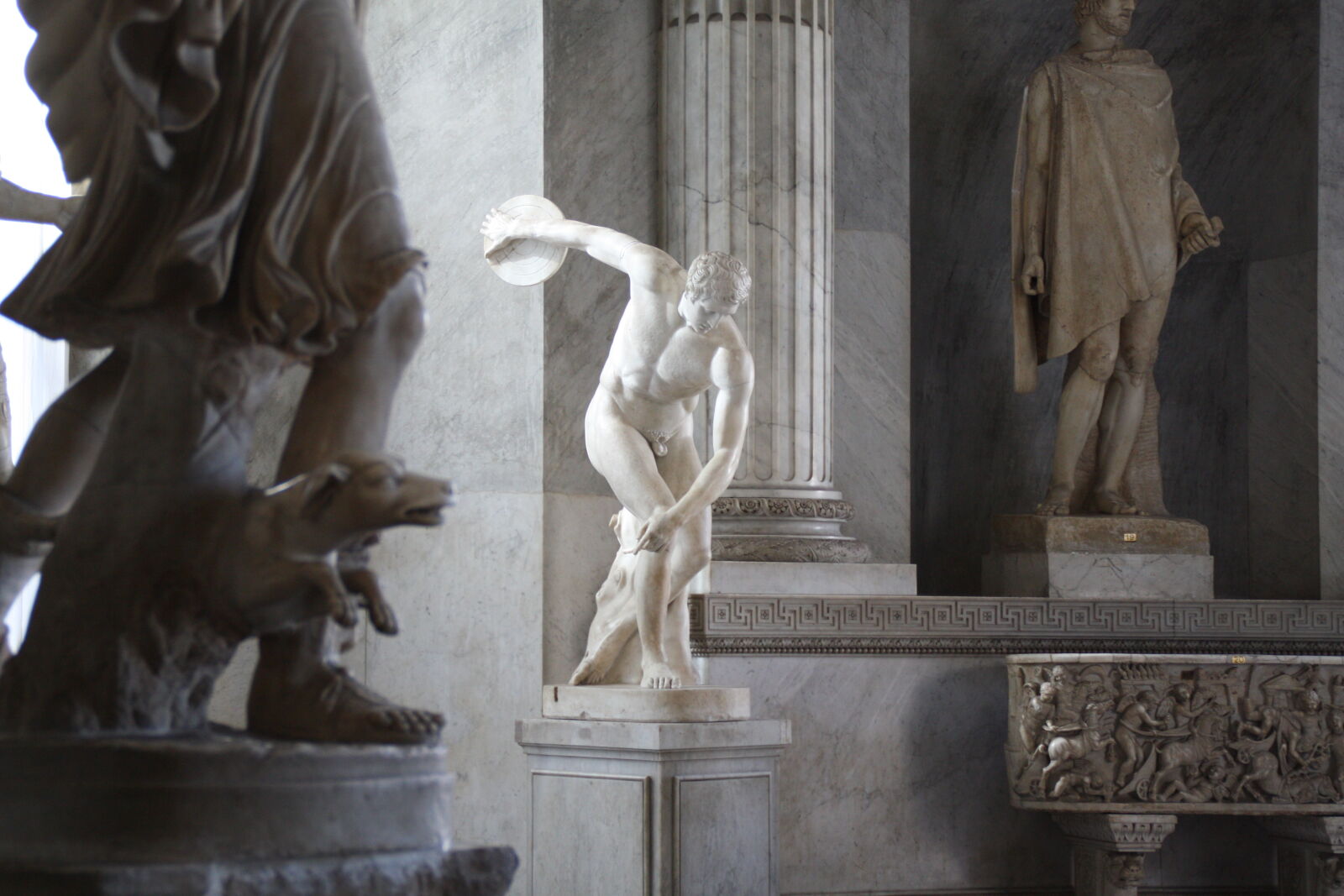 Canon EOS 450D (EOS Rebel XSi / EOS Kiss X2) sample photo. Estatua, miron, roma, vaticano photography