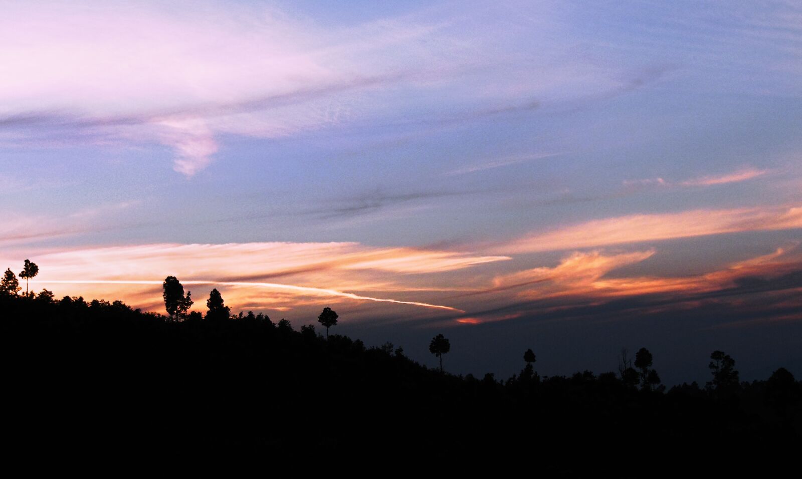 Nikon Coolpix S9300 sample photo. Landscape, silhouette, twilight photography