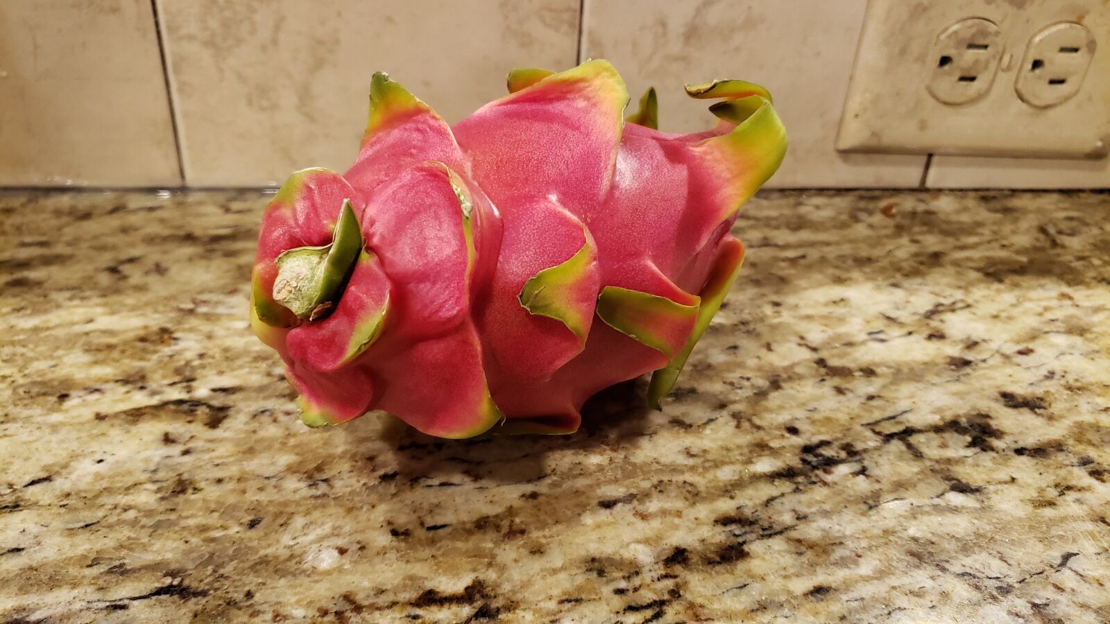 Samsung Galaxy Note9 sample photo. Dragon fruit, tropical, edible photography