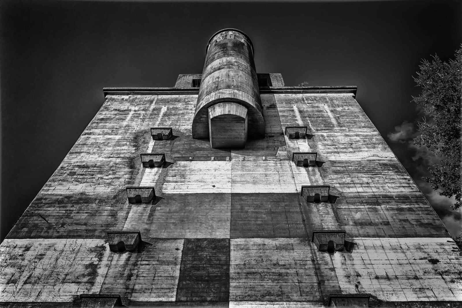 Nikon D3300 sample photo. Building, monochrome, sky, old photography