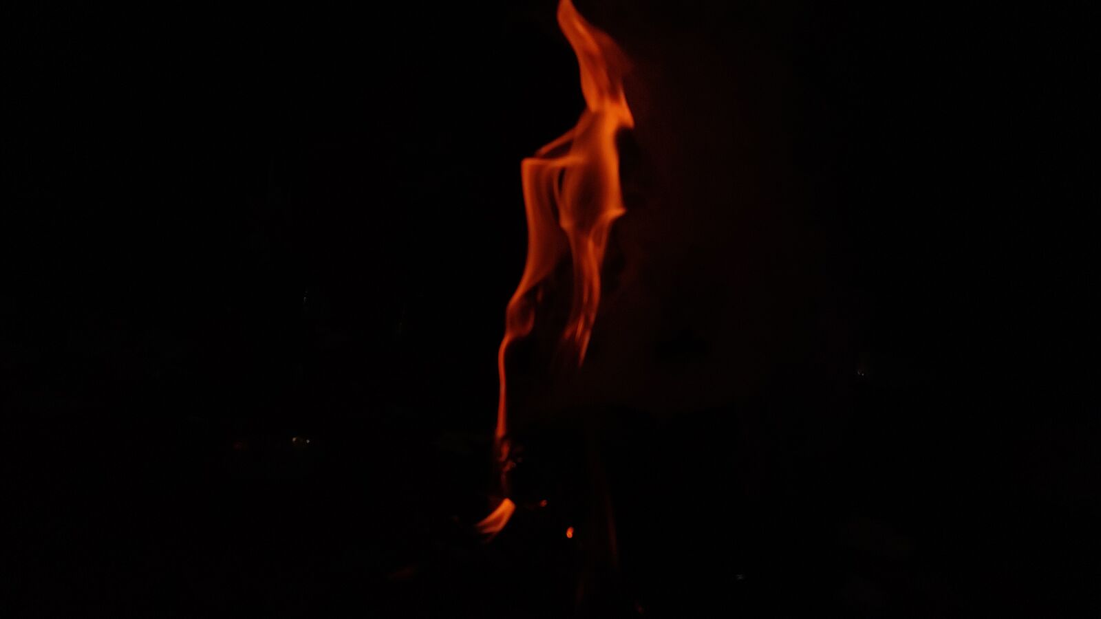 Xiaomi Redmi Note 7 Pro sample photo. Fire, black, flame photography