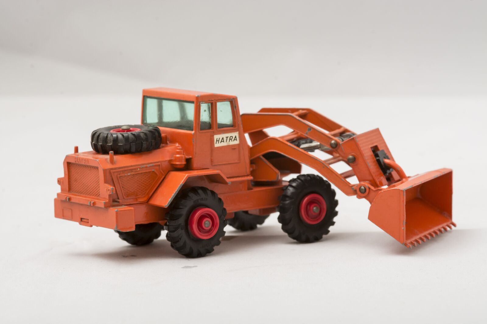 Nikon D7100 sample photo. Matchbox, found in the photography
