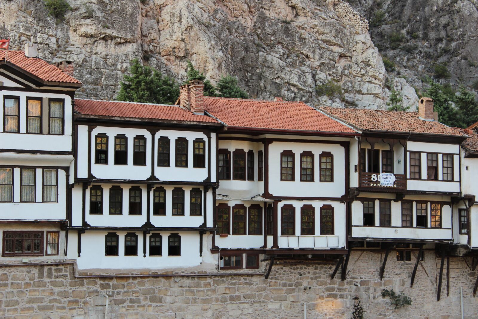 Canon EOS 600D (Rebel EOS T3i / EOS Kiss X5) sample photo. Turkey, amasya, home photography