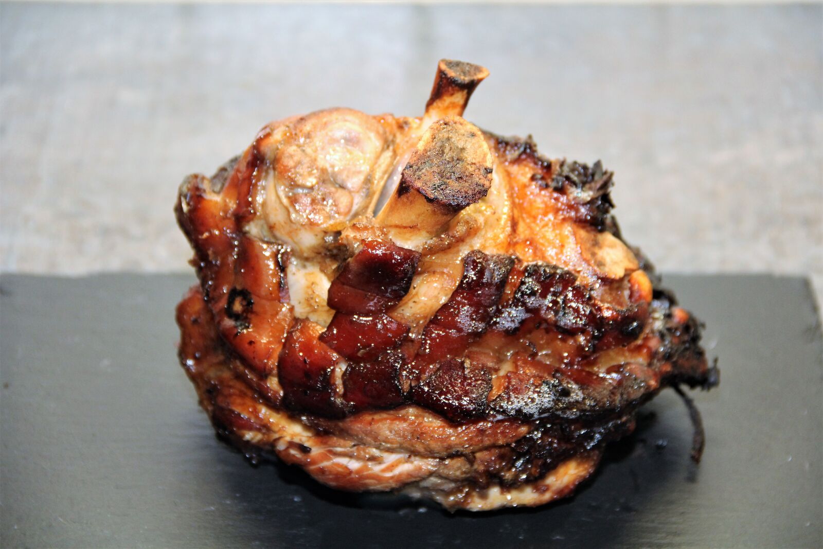 Canon EOS 60D sample photo. Haxe, grilled, fried photography