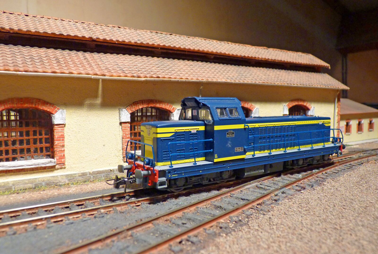 Panasonic Lumix DMC-FZ35 (Lumix DMC-FZ38) sample photo. Train, model, locomotive photography