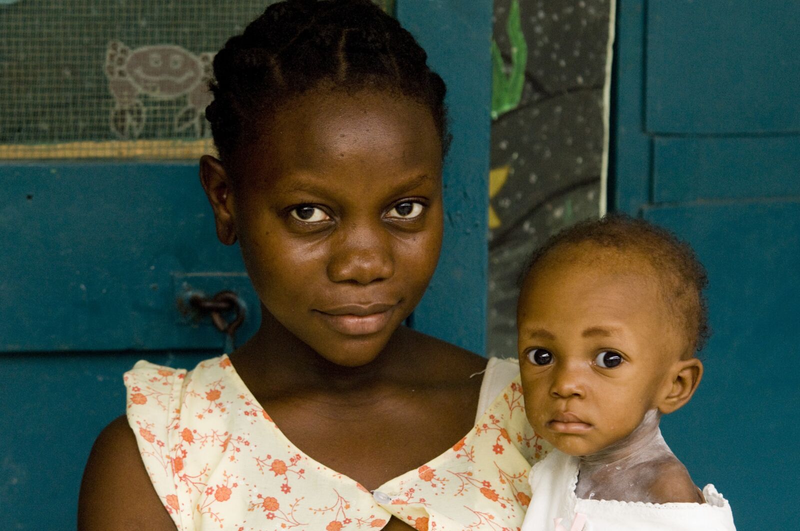 Nikon D2X sample photo. Mother, baby, haiti photography