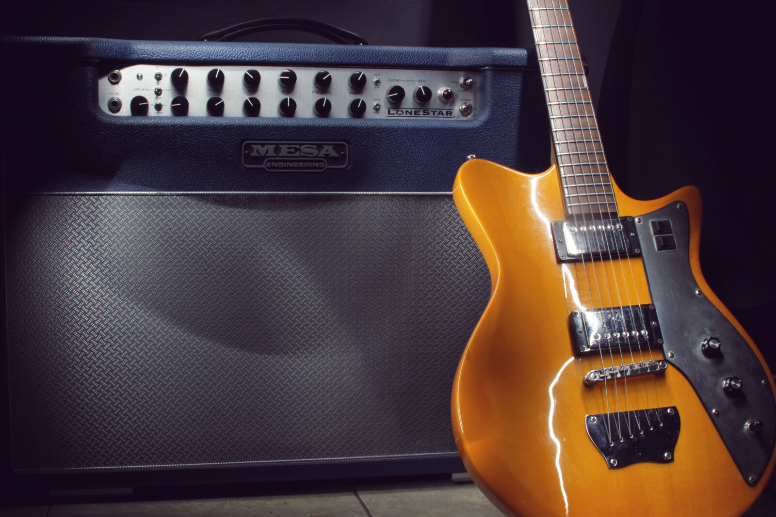 Canon EOS 550D (EOS Rebel T2i / EOS Kiss X4) sample photo. Brown, electric, guitar, beside photography