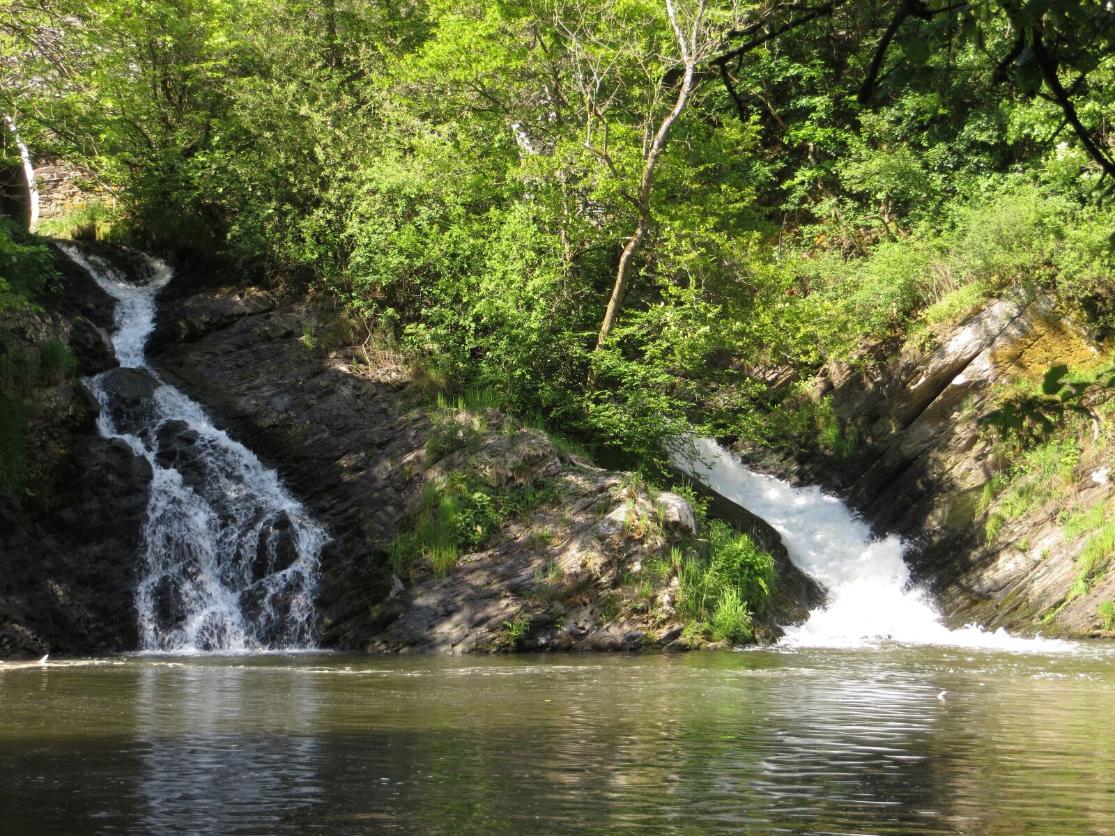 Canon PowerShot SX240 HS sample photo. Waterfalls, nature, eiffel photography