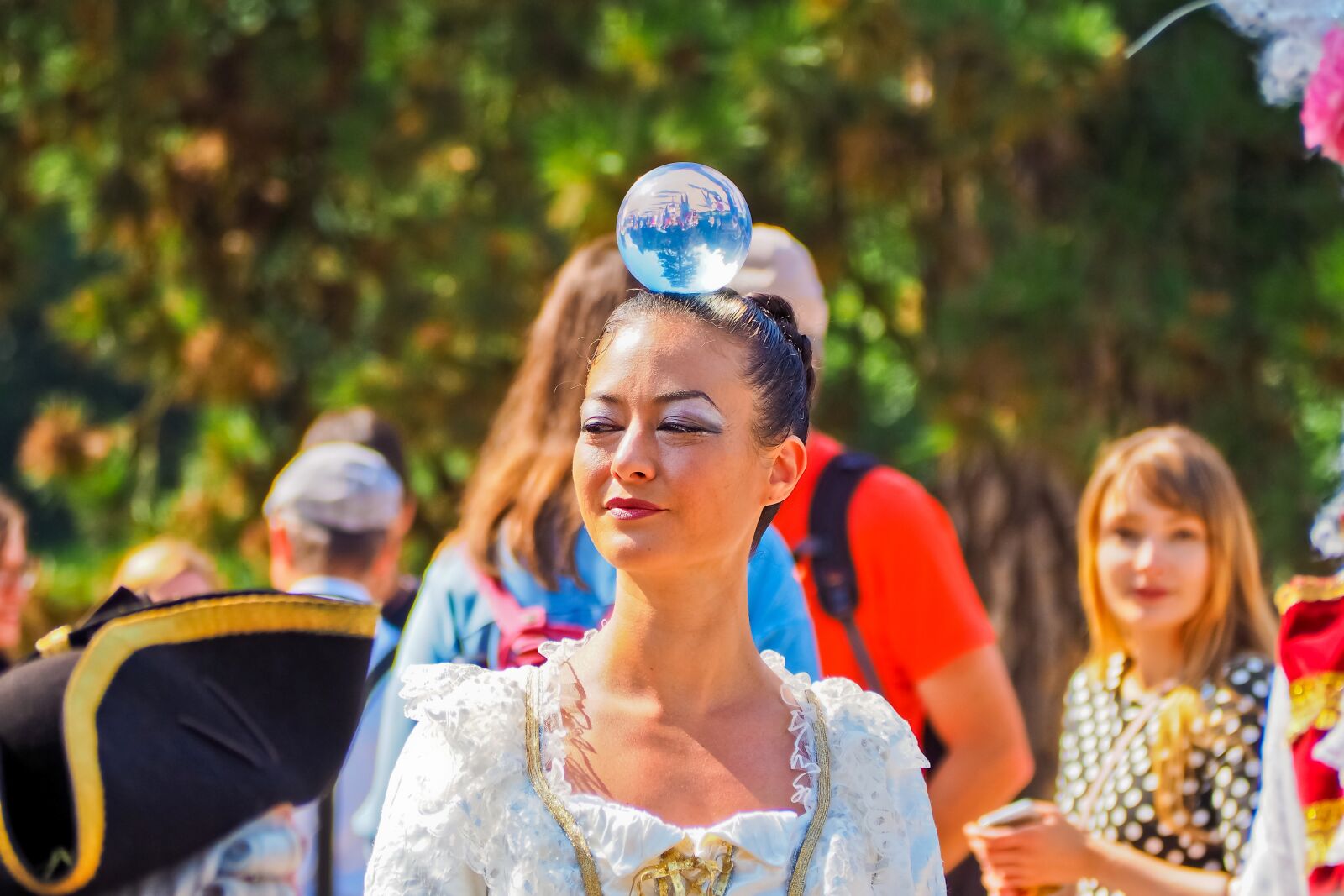Olympus OM-D E-M10 sample photo. Costume, baroque, clothing photography