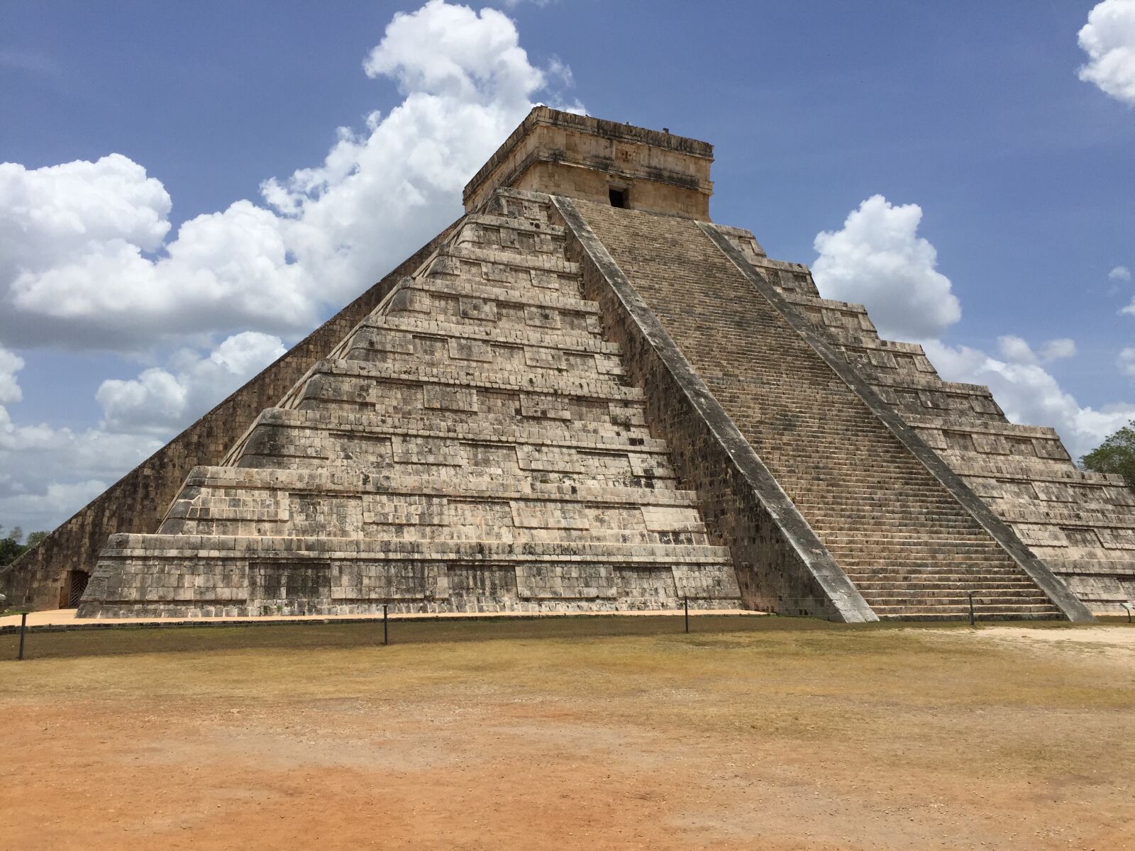 iPhone 6 Plus back camera 4.15mm f/2.2 sample photo. Chichen itza, maya, ruins photography