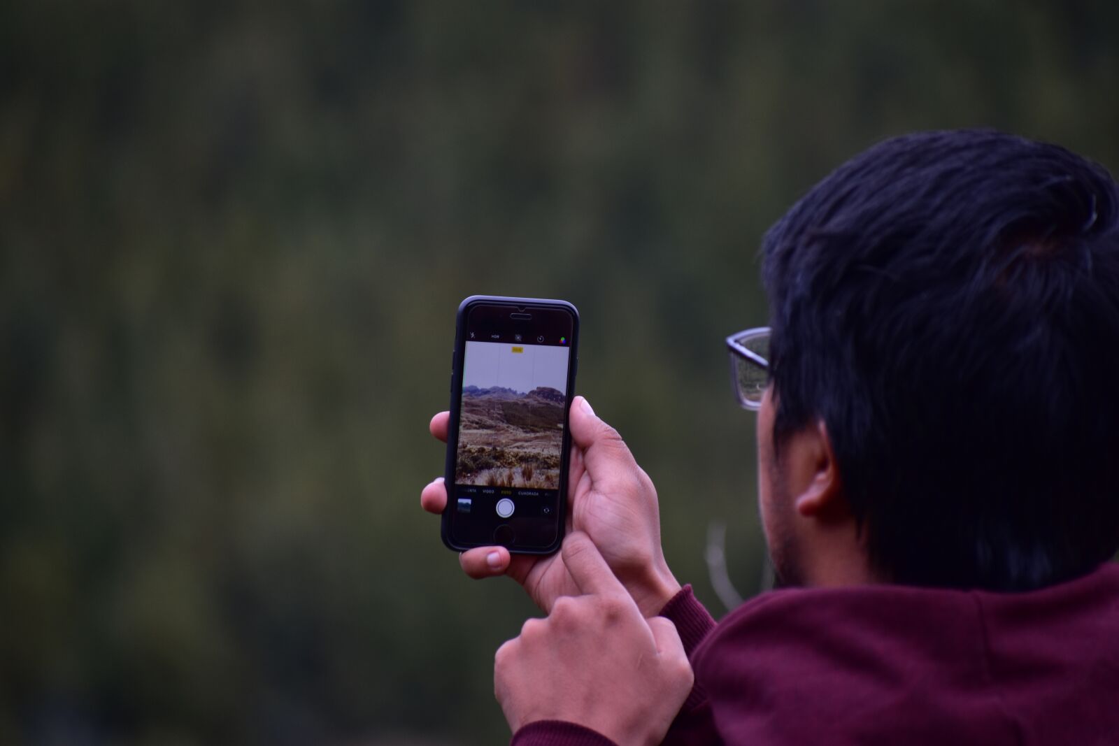 Nikon D3400 sample photo. Boy, cellular, taking photo photography