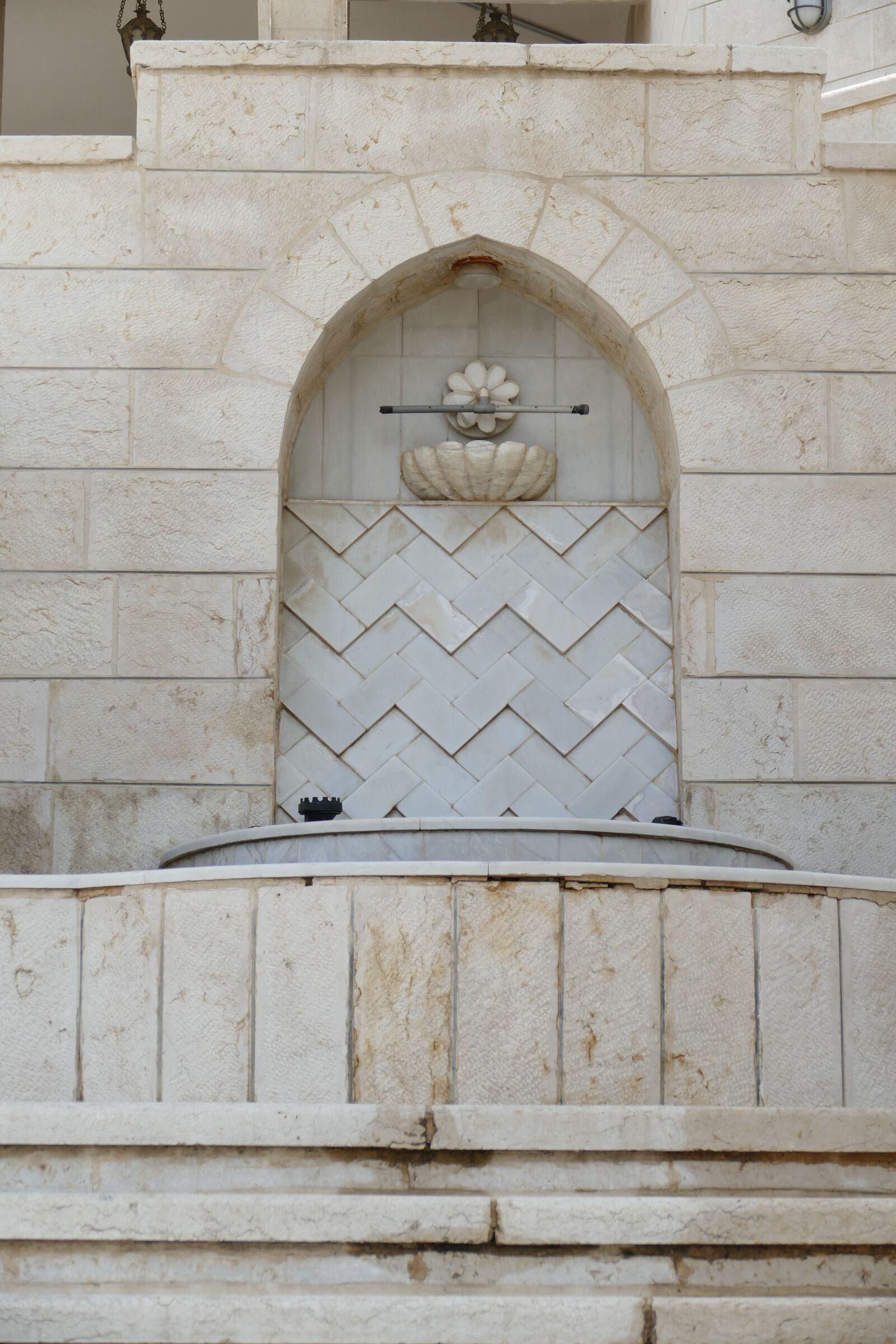 Panasonic Lumix DMC-FZ1000 sample photo. Jordan, mosque, architecture photography