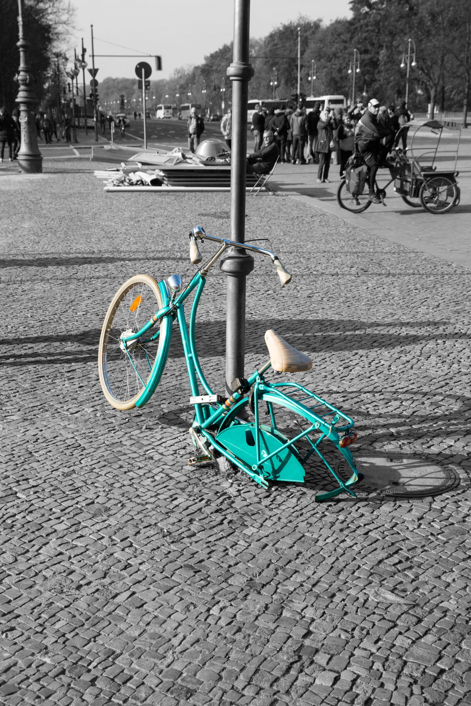 Sony a99 II sample photo. Bike, berlin, art photography