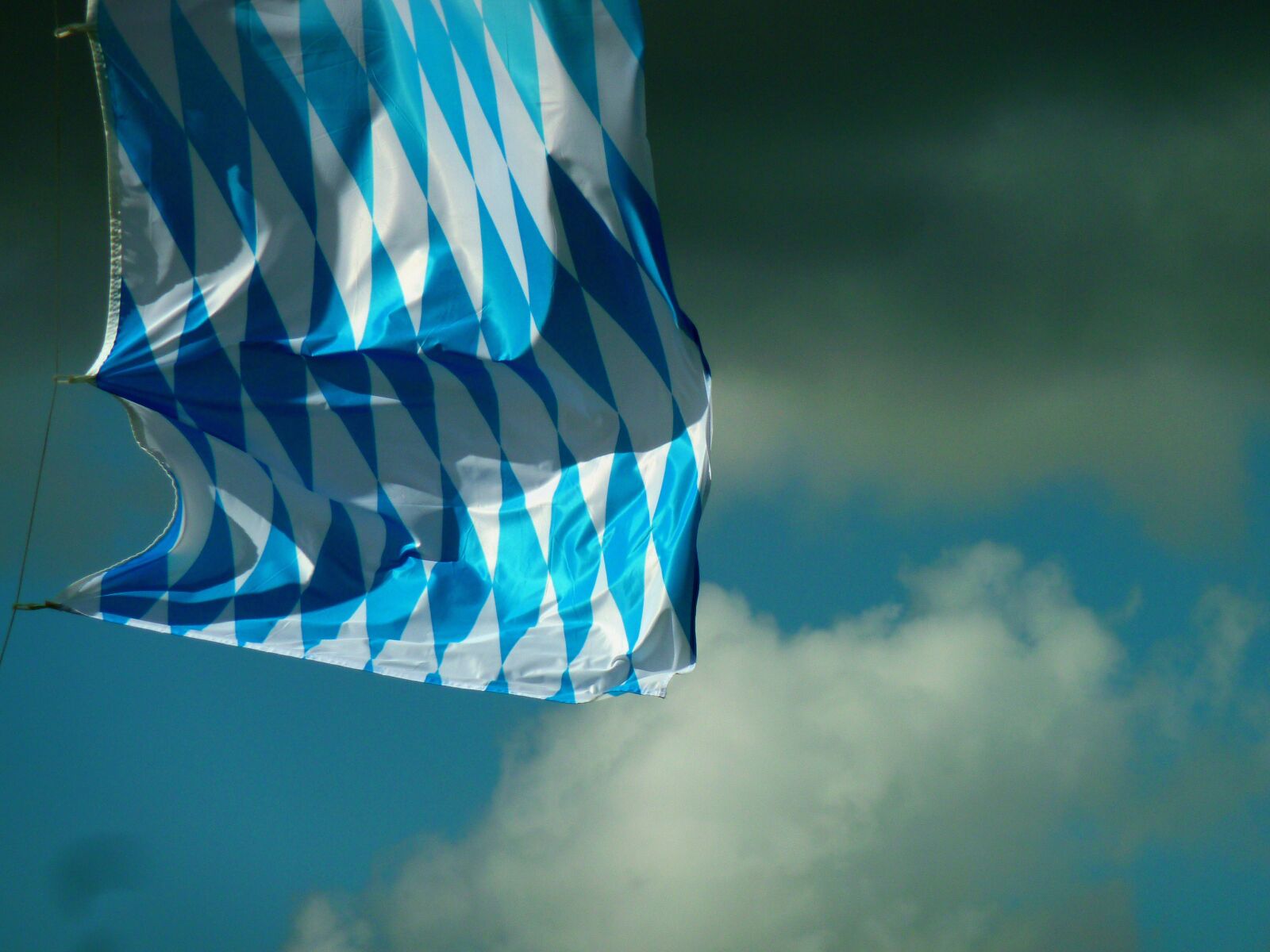 Panasonic DMC-TZ7 sample photo. Flag, blue white, bavaria photography