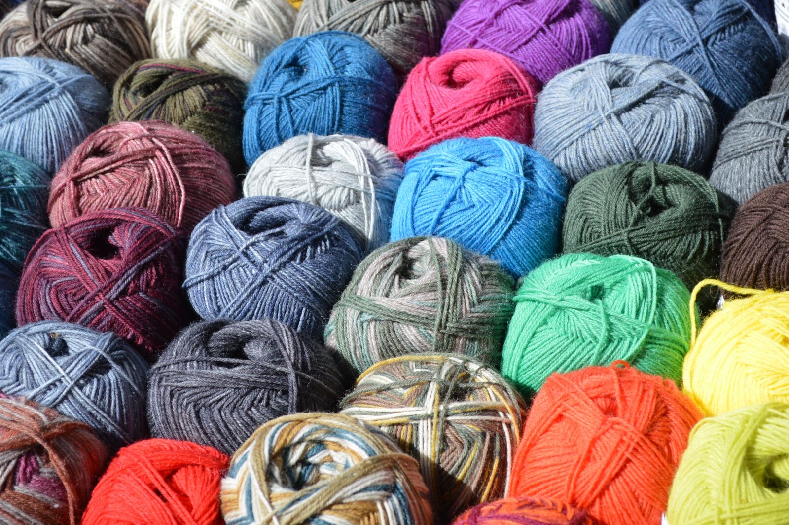 Nikon D3200 sample photo. Wool, cotton, textile photography