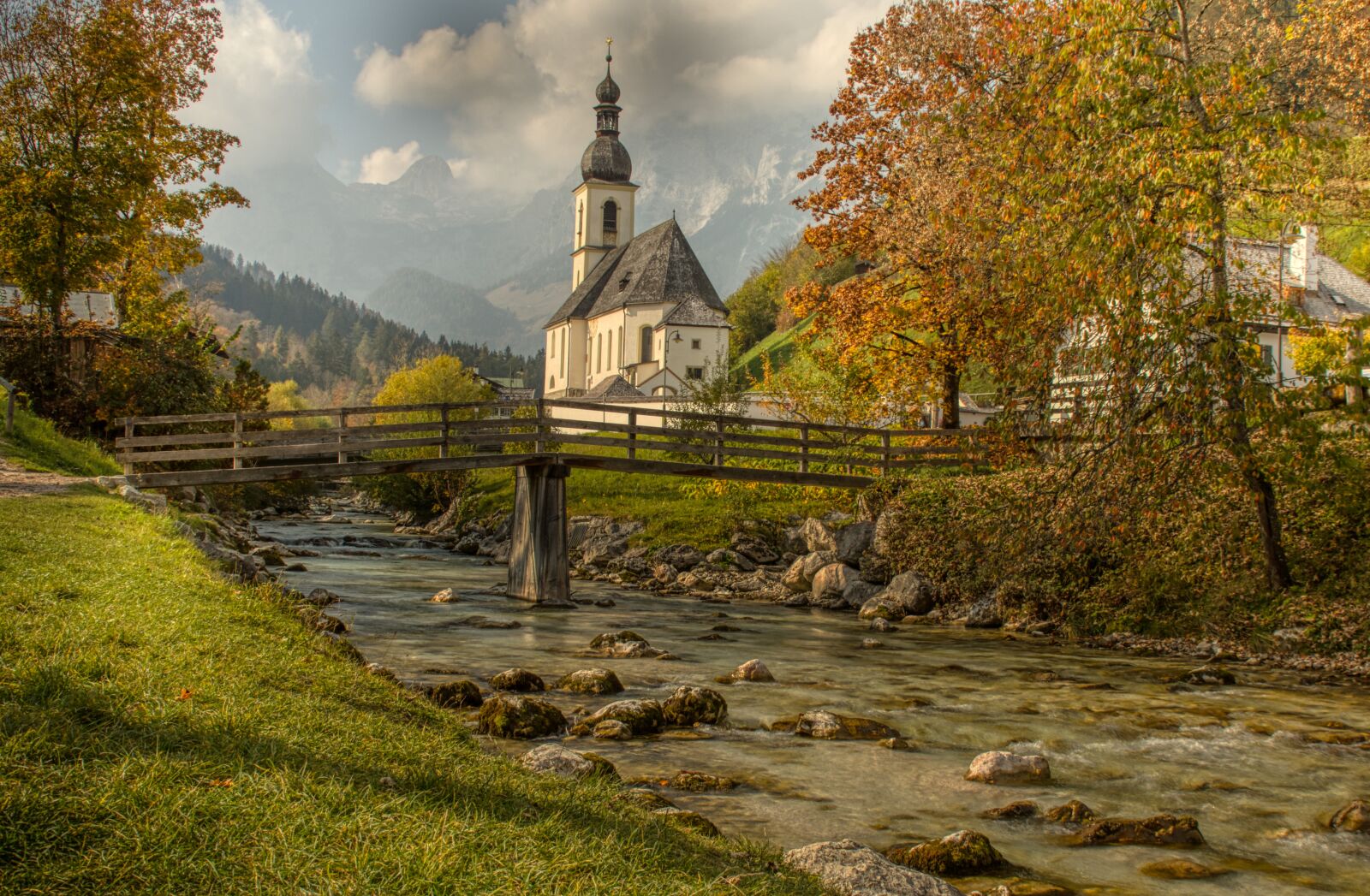 Canon EOS 600D (Rebel EOS T3i / EOS Kiss X5) sample photo. Ramsau, church, mountains photography