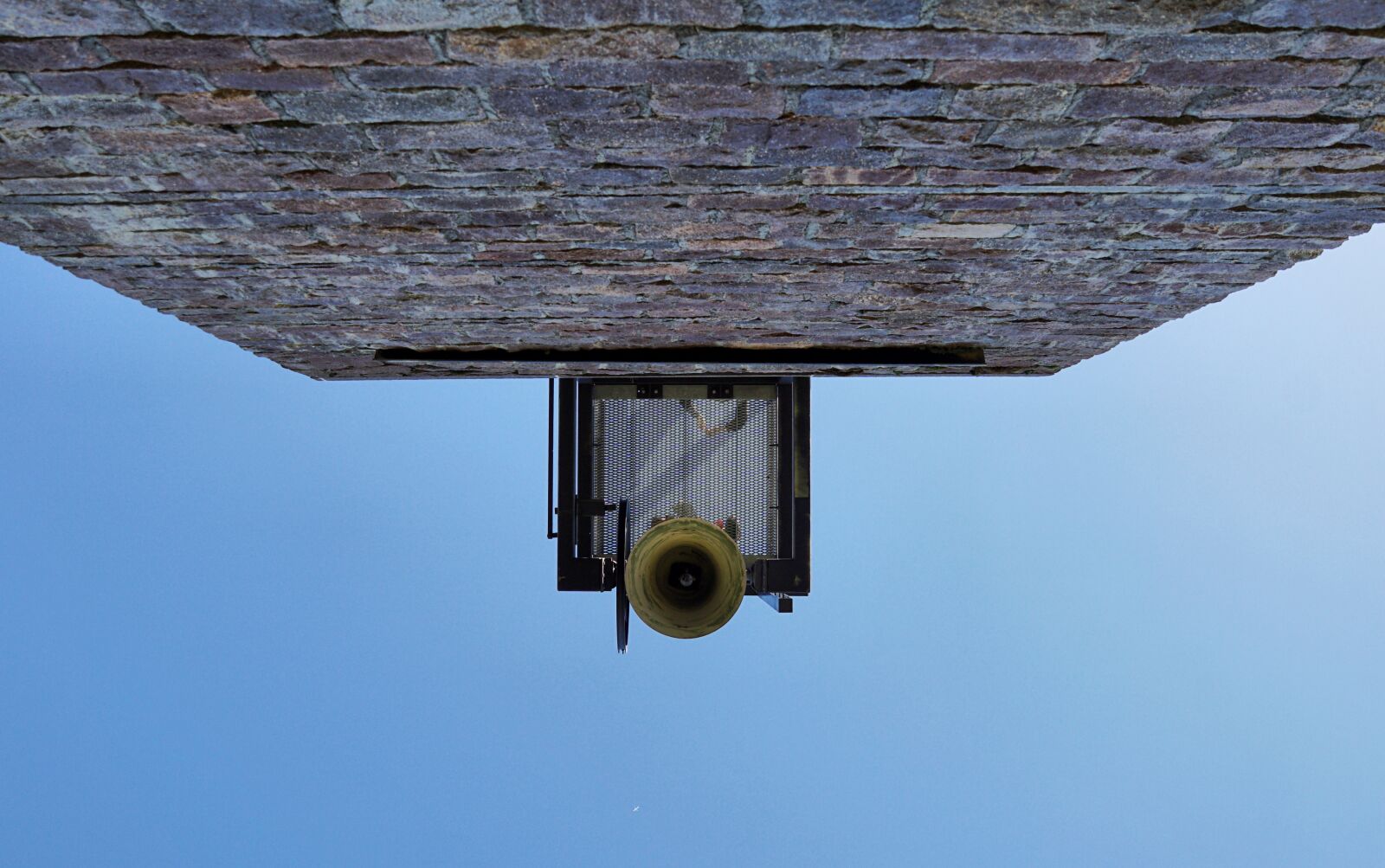 Sony ILCA-77M2 sample photo. Platform, bell, masonry photography