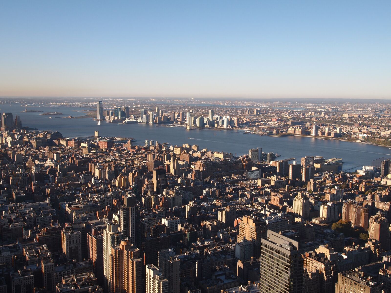 Olympus PEN E-PL1 sample photo. Skyline, city, manhattan photography