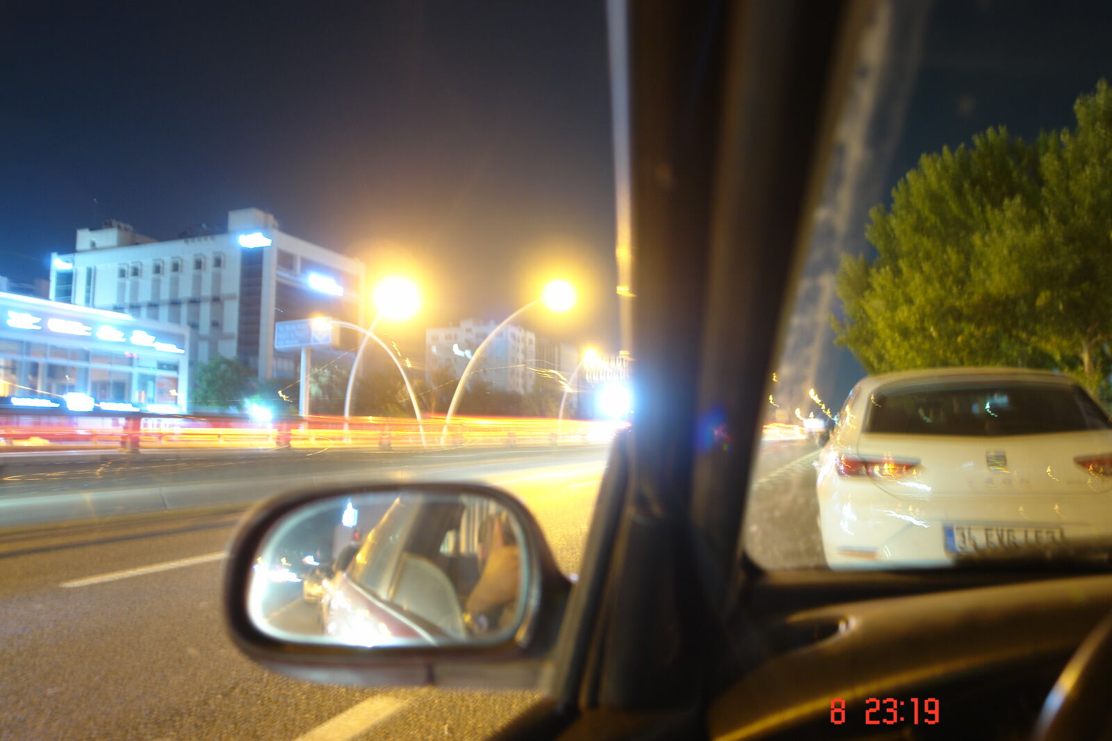 Sony DSC-R1 sample photo